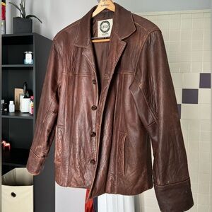 Vintage brown Wilson’s genuine leather jacket
